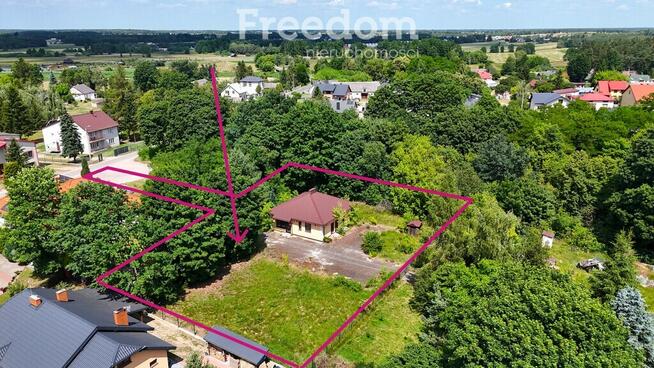 Budynek z dużą działką 1502 m2 – Porosiuki