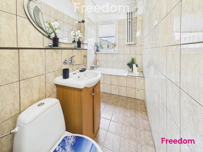 2 pokoje, 52 m², 2 balkony, II piętro
