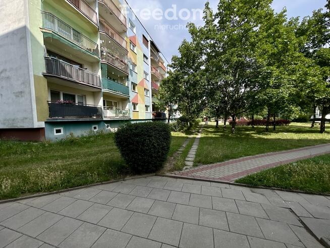 1 piętro, duża loggia i kuchnia – Olechów