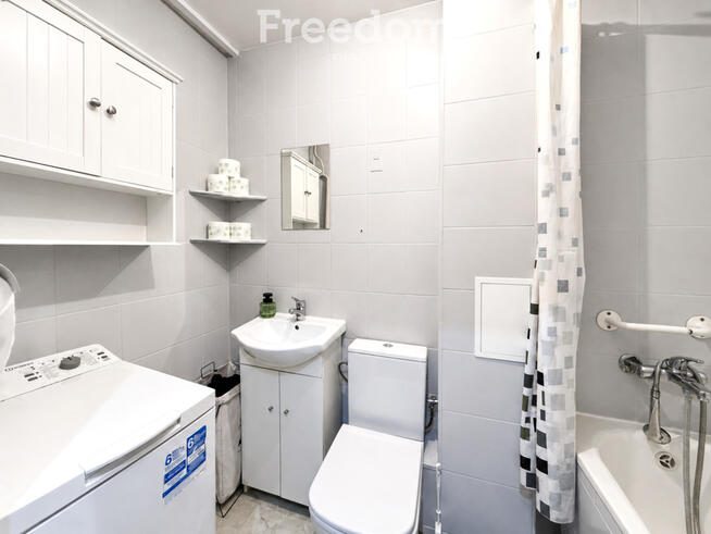 Mieszkanie 43 m2 3 pokoje Armii Krajowej 3 piętro