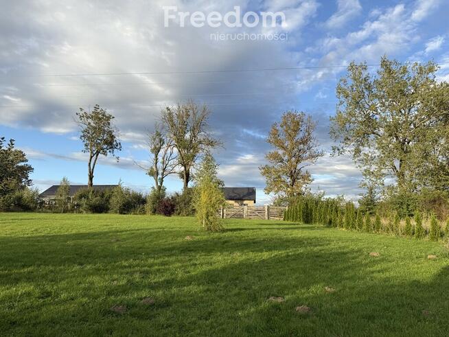 Działka 8454 m² z domkiem letniskowym i warunkami