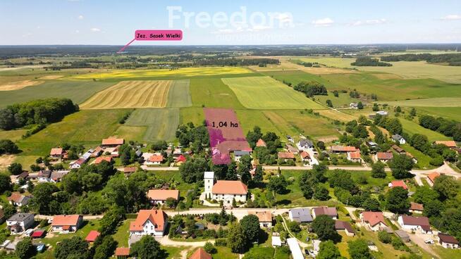 Siedlisko, blisko Jeziora Sasek Wielki, 1 ha