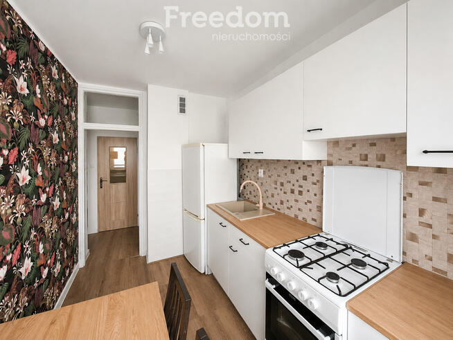 Zielonka | 3 pokoje | 53 m² | 4. piętro