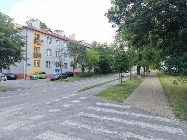 Kawalerka na 1 piętrze w centrum Ostrowca Św.