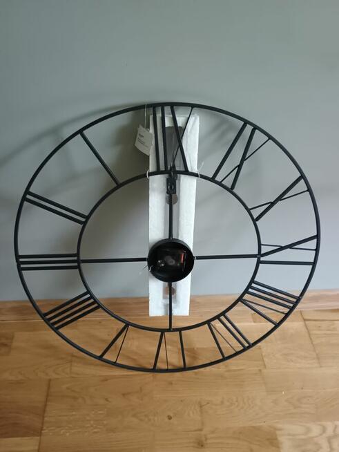 Zegar ścienny metalowy rzymski czarny retro 80 cm