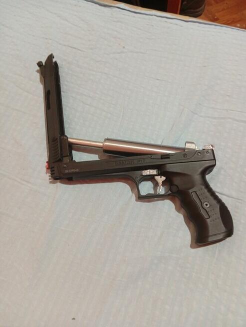 Wiatrówka Beeman 17 4,5mm + 1200 sztuk śrutu