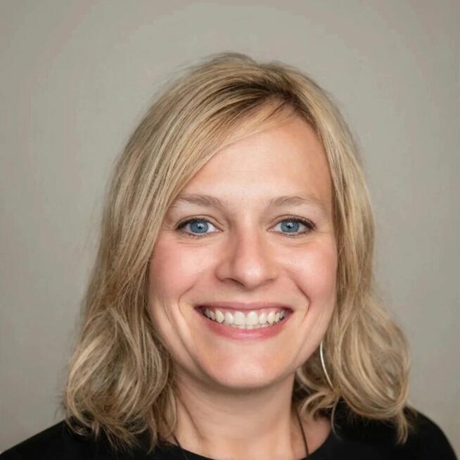 Szukam pracy biurowej, marketing admin, eksport od września