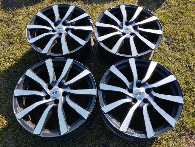 Felgi AEZ 18 5x108 8J ET45 Ford Renault Volvo 67mm Komplet