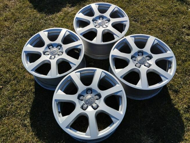 Felgi Audi 17 5x112 8J ET39 8R0-025G komplet Q5 A6 66,6mm