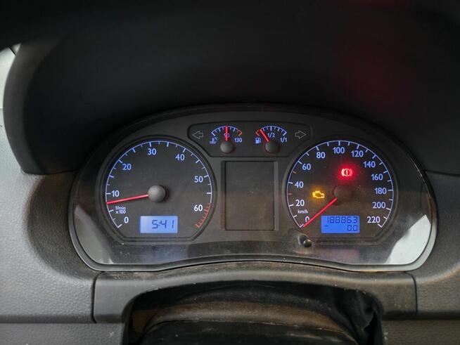 Vw polo uszkodzony