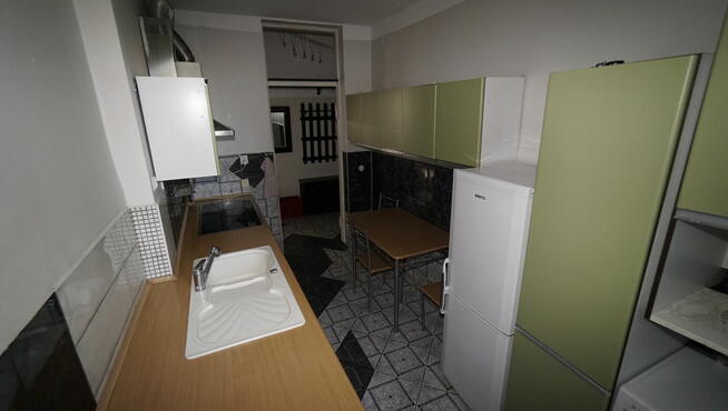 3 pokoje w kamienicy, 102 m2, I piętro Śródmiescie