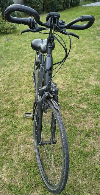 Rower elektryczny Cube