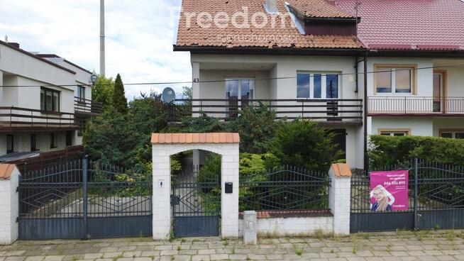 Przestronny dom rodzinny z garażem | Koło