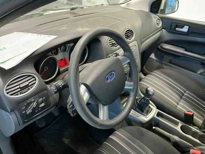 Ford Focus 94 tys.km, niezawodny silnik, po liftingu, drugie koła na alufelgach