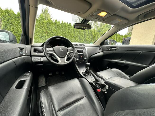 Suzuki Kizashi 2.4 4x2 178 KM Bogata wersja Keyless Go Skóry 2xPDC