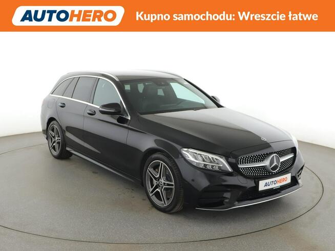 Mercedes C 300 automat skóra/alcantara full LED navi kamery klima auto grzane fotele