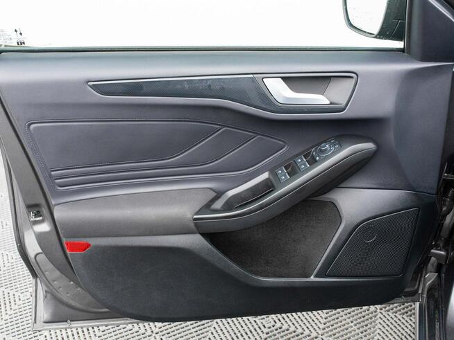 Ford Focus PY3236A#1.0 EcoBoost mHEV ST-Line X Pakiet zimowy K.cof Salon PL VAT23