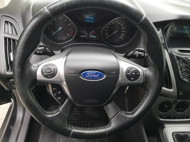 Ford Focus 1.0 12V 100KM Klima Halogoeny Isofix Parktronic Serwis Nowy rozrząd