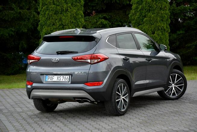Ledy BiXenon Navi Kamera BLIS LKAS 2xPark. Alu19" ASO Hyundai