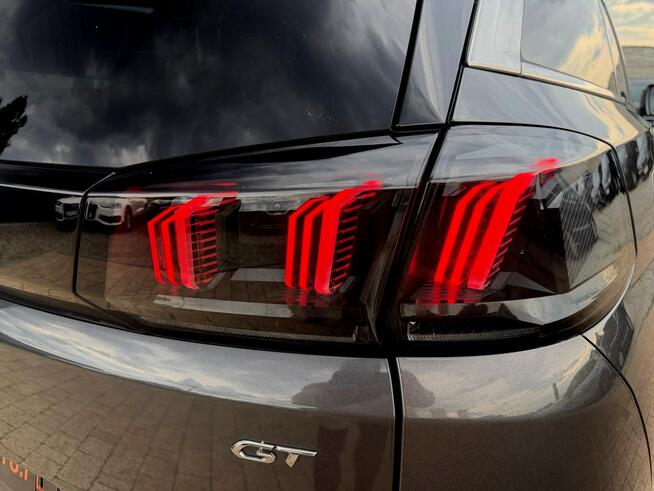 Peugeot 5008 GT kamery Skora Nawi blis sam parkuje alarm masaze ACC ful led HAK max