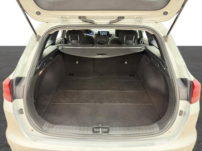 Kia Cee'd 1.6 CRDI Salon PL 27.500netto