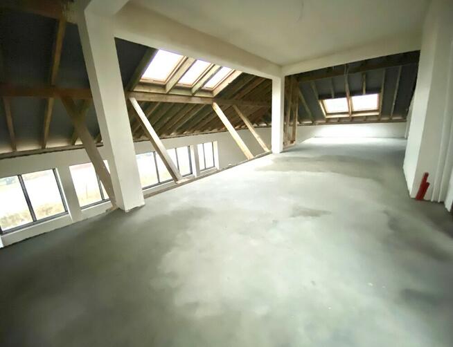 Budynek usługowo – mieszkalny | Sprzedaż | 710 m2