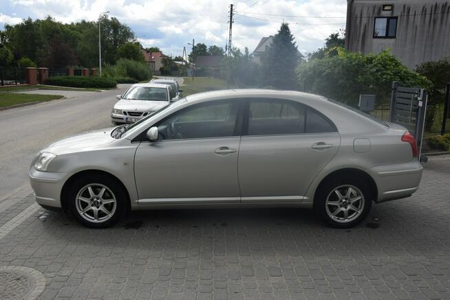 Toyota Avensis 2.0D Sprawna klima 260TYS Km Stan Bardzo Dobry