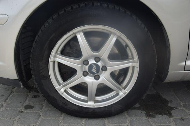 Toyota Avensis 2.0D Sprawna klima 260TYS Km Stan Bardzo Dobry