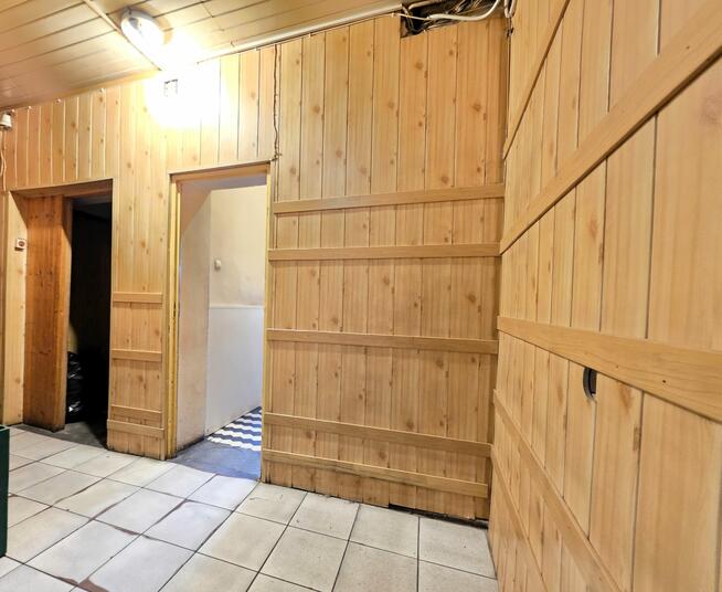 Inwestycyjny lokal komercyjny 136,79 m² z witrynami – Ciechanów, ul. Pułtuska