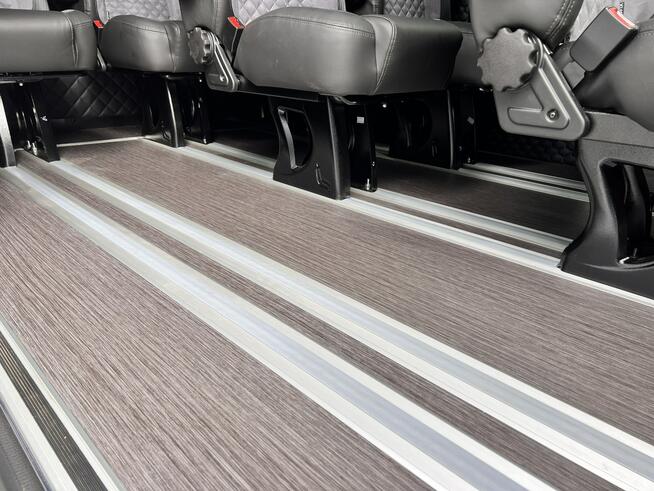 Renault Master max 9 osobowy! 2026r nowy 2lata gwarancji! 2+2+2+3 170KM Wersja Luxury