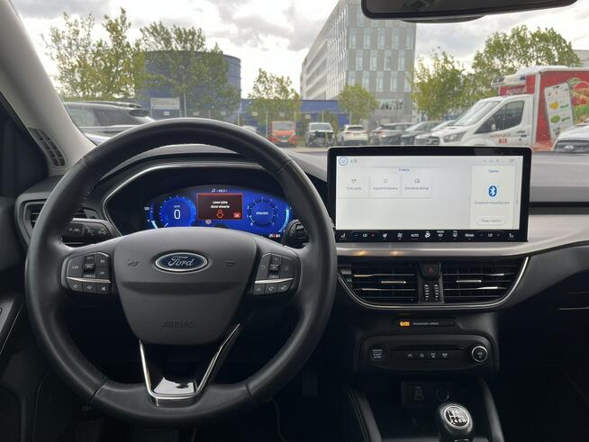 Ford Focus Titanium X 1.0 EcoBoost mHEV 125 KM