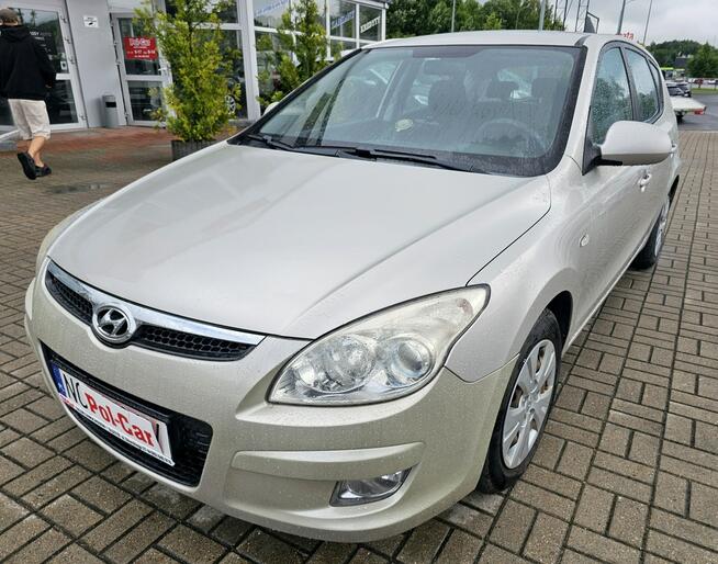 Hyundai i30 dokumentacja serwisowa, klimatyzacja, nowe opony,10 poduszek