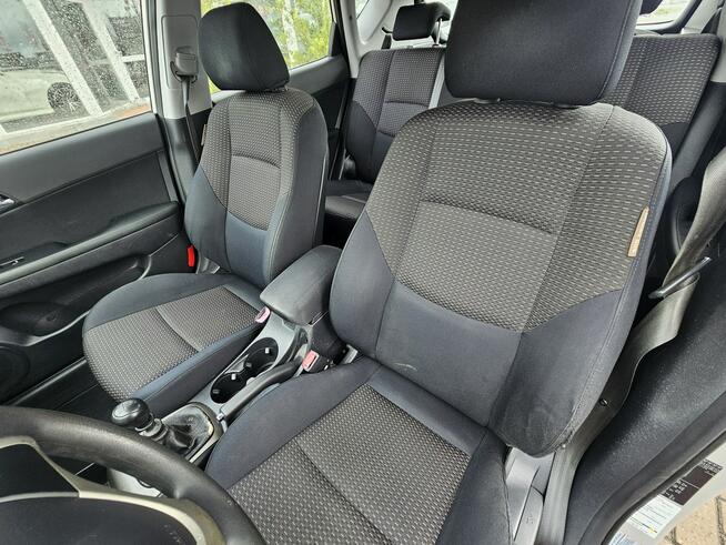 Hyundai i30 dokumentacja serwisowa, klimatyzacja, nowe opony,10 poduszek