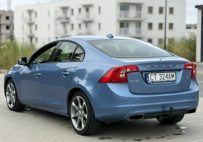 Volvo S60 2.0 / 181KM LED Nawigacja Tempomat Czujniki Parkowania Hak