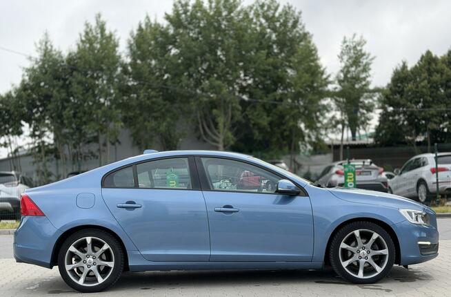 Volvo S60 2.0 / 181KM LED Nawigacja Tempomat Czujniki Parkowania Hak