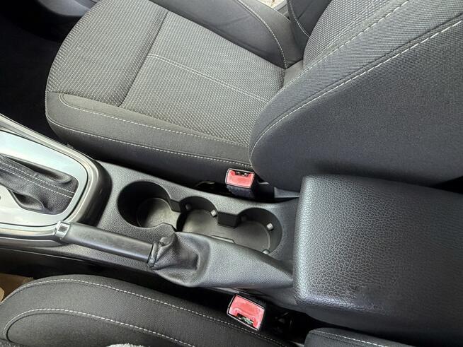 Opel Astra 1,6T 180KM Navi/Bixenon Skrętny/PDC/Tempomat/Pod.Fotele/Alu/Serwis