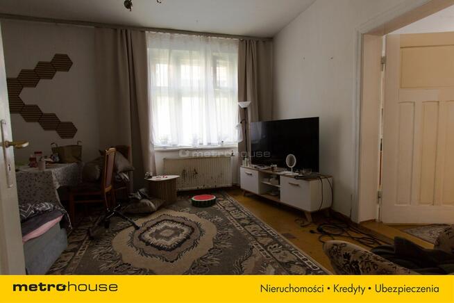 DOM WOLNOSTOJĄCY w Barwicach - budynki gospodarcze