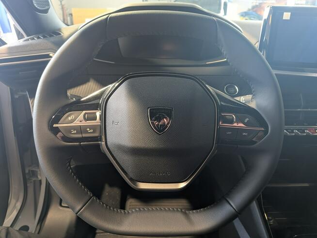 Peugeot 2008 Allure HYBRID 110km Kamery 360/Podgrzewane Fotele