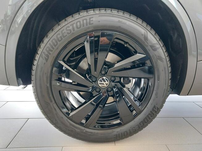Volkswagen Touareg Elegance 2.0 TSI 204KM 4MOTION automat DSG koła 18"
