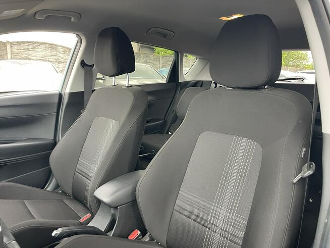 Hyundai Bayon Podgrzewanie Czujniki park. Virtual cockpit