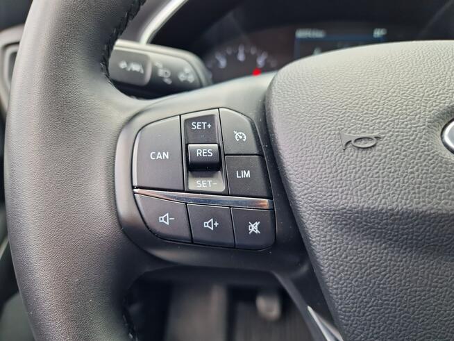 Ford Focus Titanium 1.0 EcoBoost mHEV 125 KM
