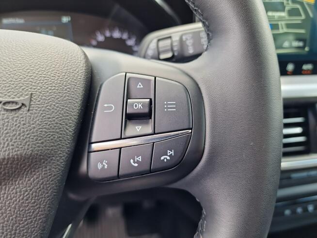Ford Focus Titanium 1.0 EcoBoost mHEV 125 KM