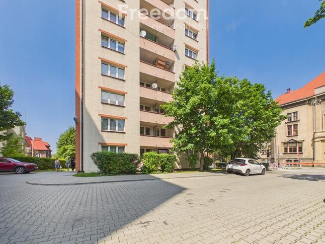 Przytulne dwupokojowe z balkonem i windą!