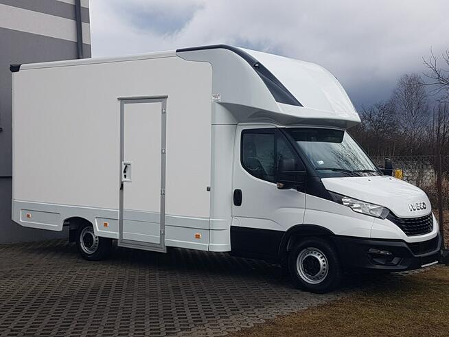 Iveco Daily KONTENER NISKOPODŁOGOWY 4,43x2,23x2,42 SKLEP BAR FOODTRUCK KAMPER AC