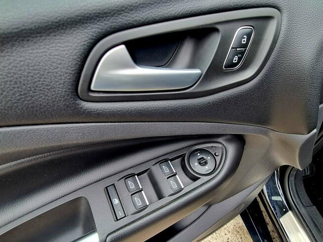 Ford Kuga 1Wł ST-Line Lift Serwis LED Climatronic Parktronic Tempomat Gwarancja!