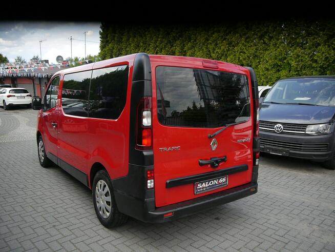 Renault Trafic 9 osob 130tyś km Stan b.dobry klima Bezwypadkowy z Niemiec Gwarancja12