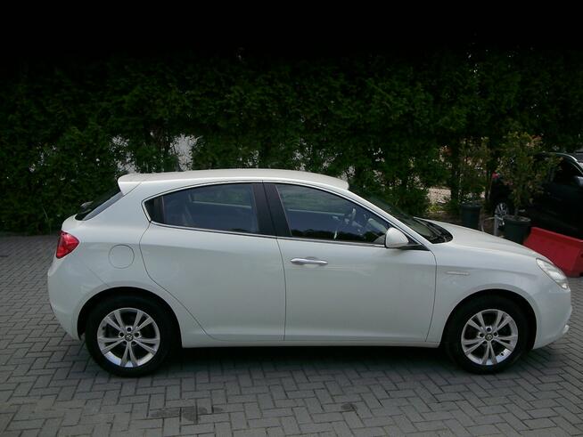 Alfa Romeo Giulietta 1.4b 120tyś km ledy Stan b.dobry bezwypadkowy z Niemiec Gwarancja 12mc