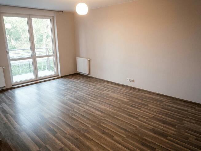 Duża kawalerka, 31 m2, balkon - Racławicka 97