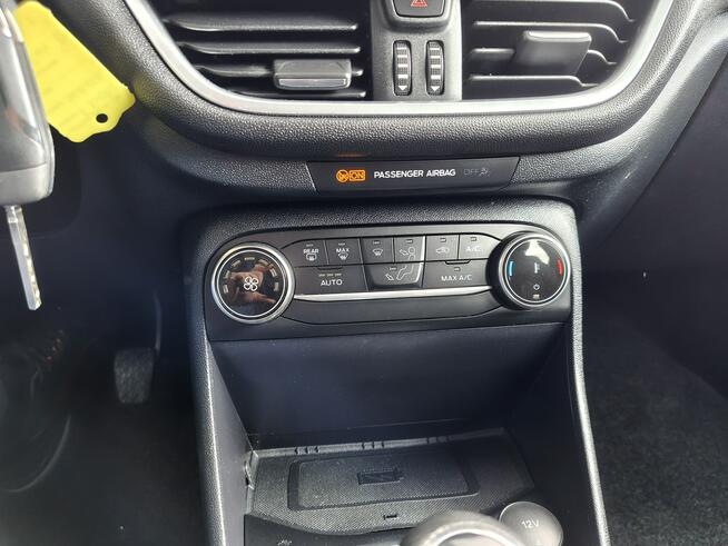 Ford Fiesta 1.0 Benzyna 95 KM Oryginalny Przebieg Serwisowany