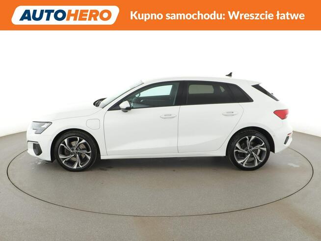 Audi A3 FV23% PHEV full LED virtual cocpit czujniki parkowania grzane fotele